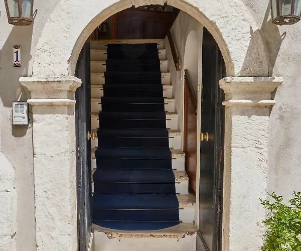 לינה וארוחת בוקר Il Peschiciano 4*